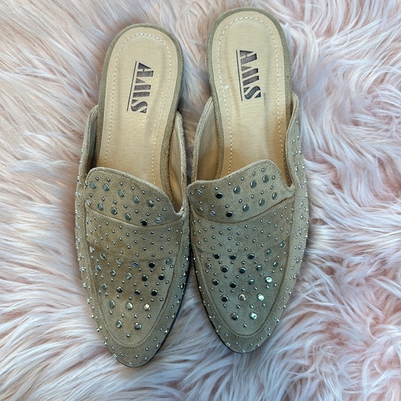 AMS Tan Studded Rhinestone Faux Suede Slip On Mules Office Attire Size 7 Womens - Picture 3 of 6